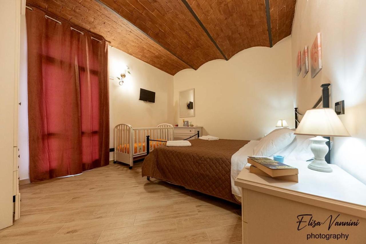 Appartamento Sole-Luna Colleoli Exterior photo