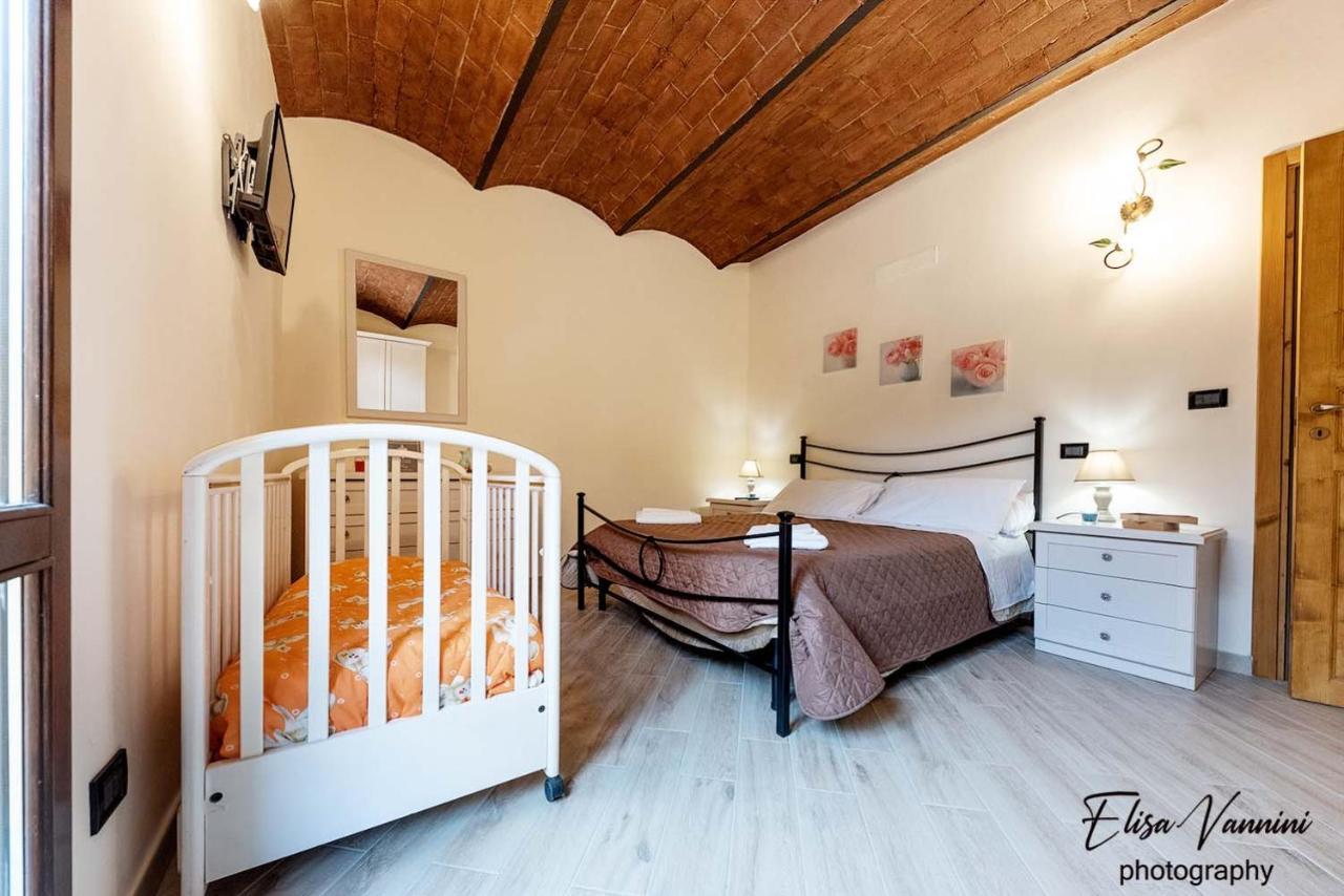 Appartamento Sole-Luna Colleoli Exterior photo