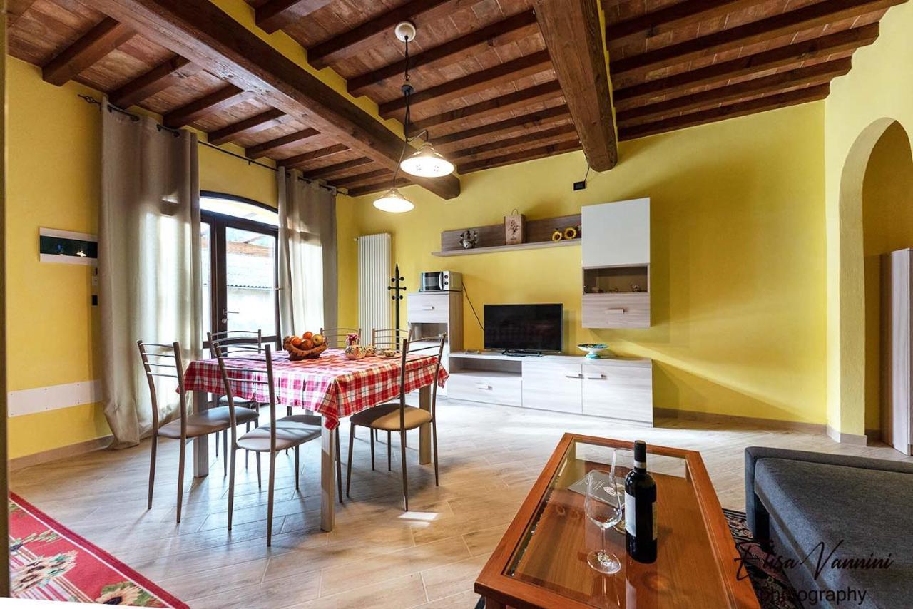 Appartamento Sole-Luna Colleoli Exterior photo